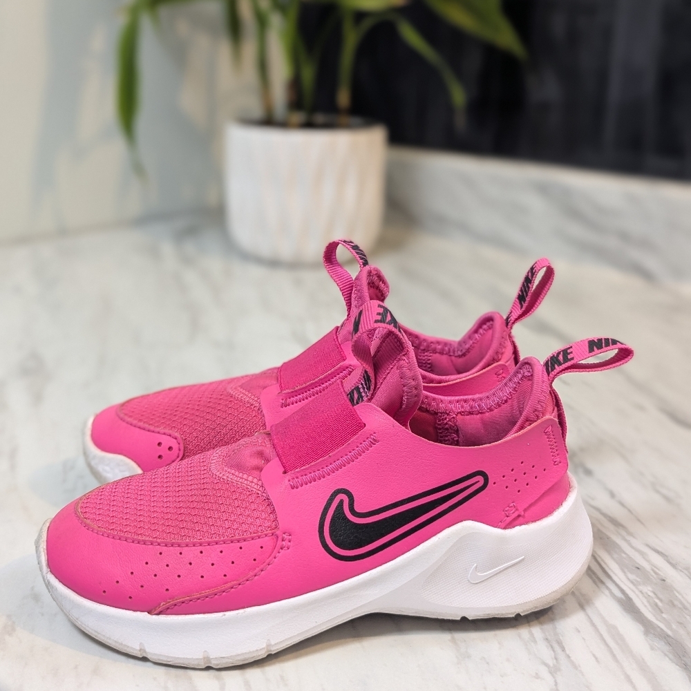 Nike Flex Runner 3 Little Kid’s Slip-On Sneakers - Hyper Pink - Size 11C - Picture 3 of 7